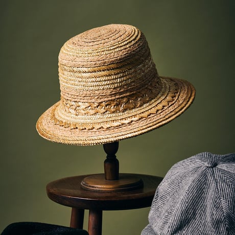 Vintage mix braid bucket