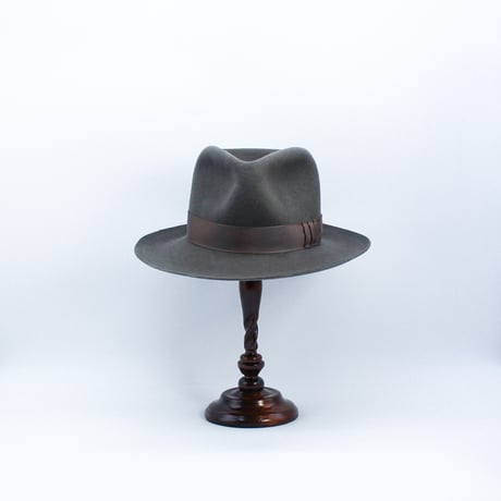 Triangles drop shark gill hat