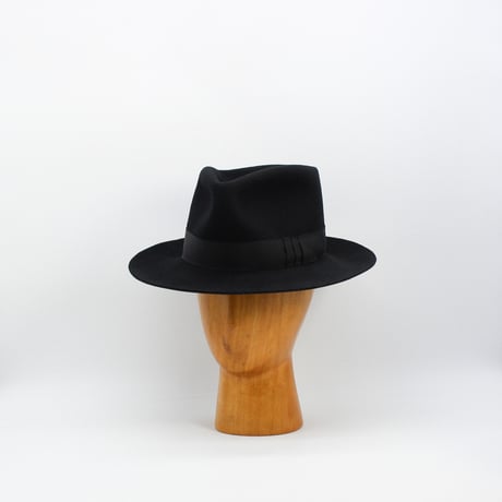 Triangles drop shark gill hat