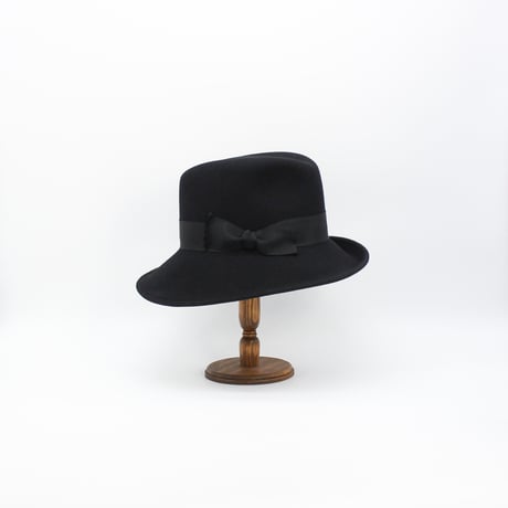 Asymmetry sailor brim hat