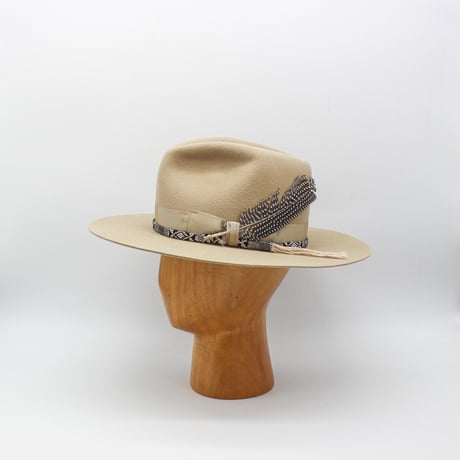 American weight rabbit hat