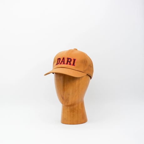 DARI Embroidery Chino cap