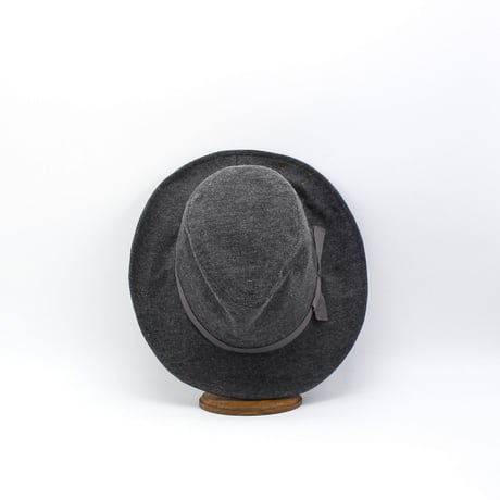 Asymmetry kersey hat