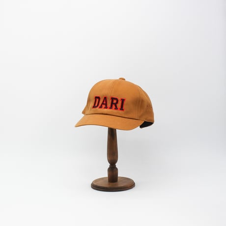 DARI Embroidery Chino cap