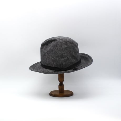 Light oz Asymmetry hat