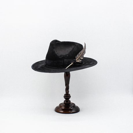 Distressed  beaver teardrop