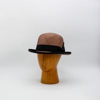 Bao slim bowler
