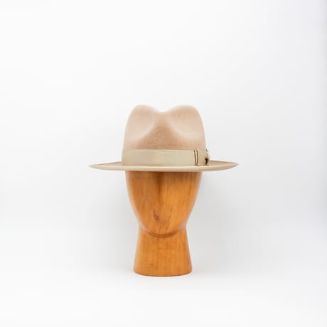 Poland block gentle hat