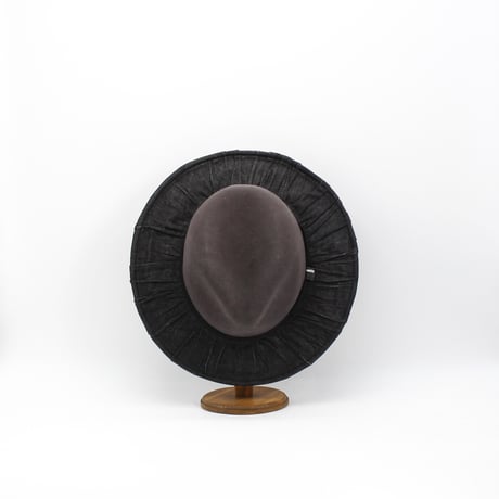 Radial brim hat