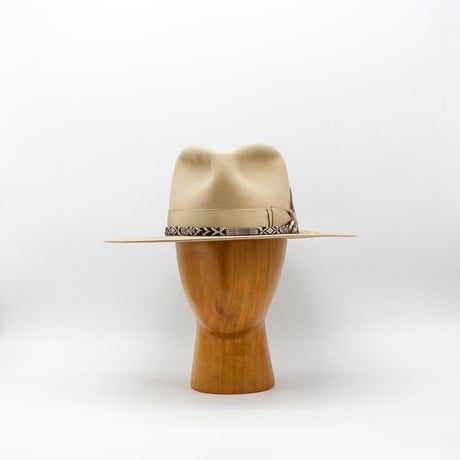 American weight rabbit hat