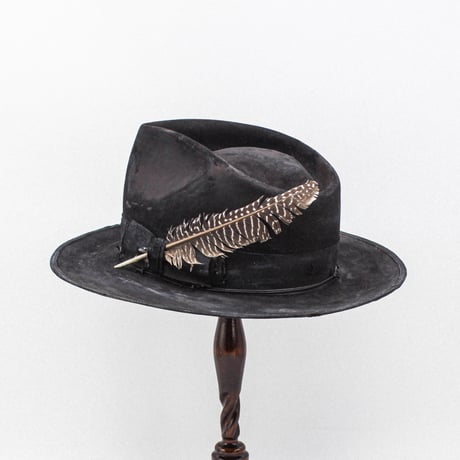 Distressed  beaver teardrop
