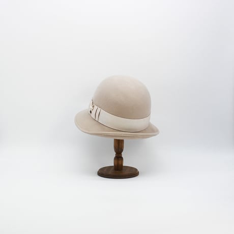 Dwarf shirt cloche