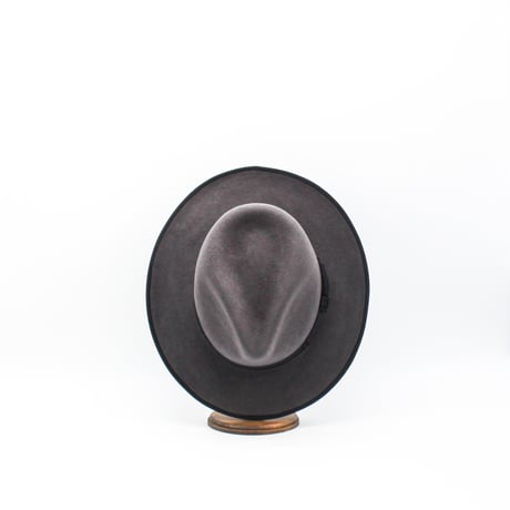 Poland block gentle hat