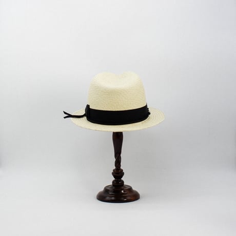 Short brim panama