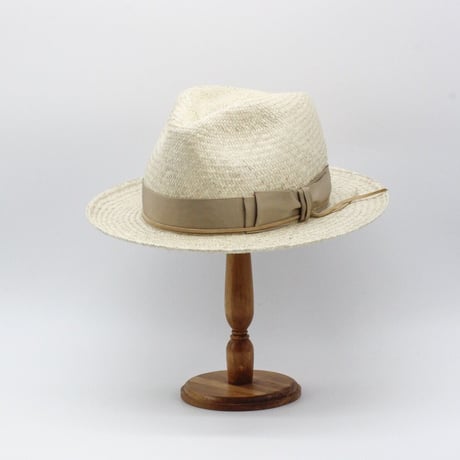 Raffia teardrop