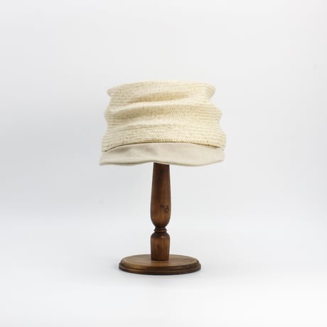 Raffia ox cap