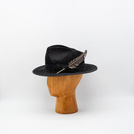 Distressed  beaver teardrop