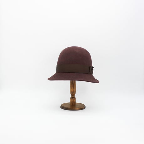 Dwarf shirt cloche