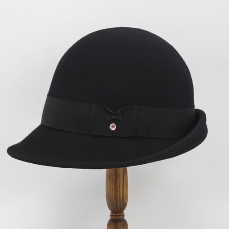 Dwarf shirt cloche