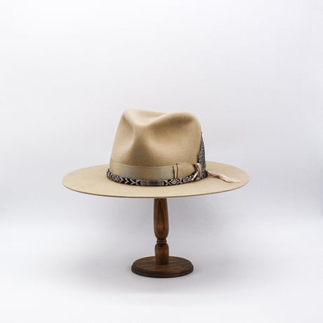 American weight rabbit hat