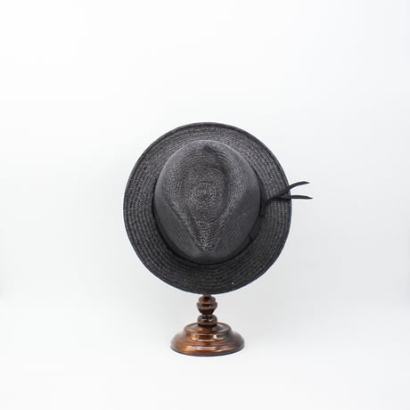 Short brim panama
