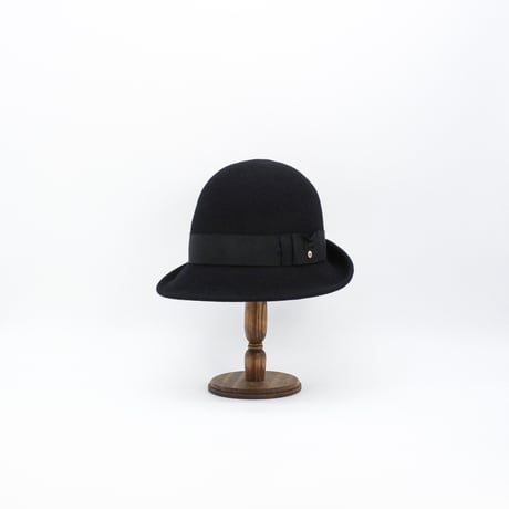 Dwarf shirt cloche