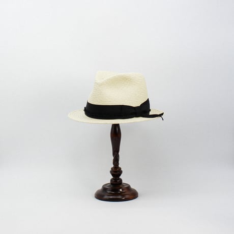 Short brim panama