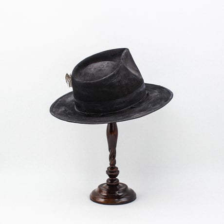 Distressed  beaver teardrop