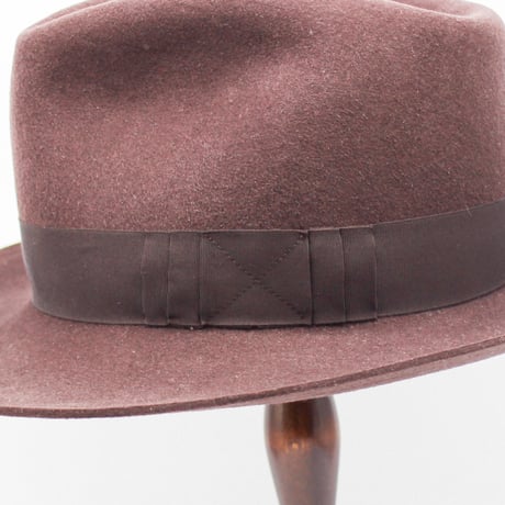 Triangles drop shark gill hat