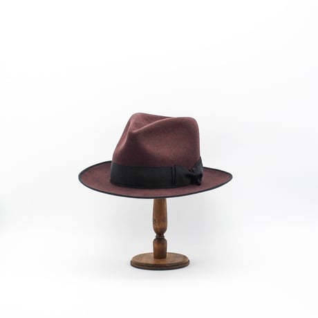 Poland block gentle hat