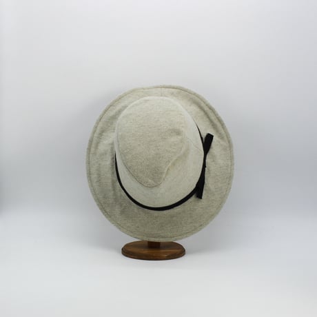 Asymmetry kersey hat