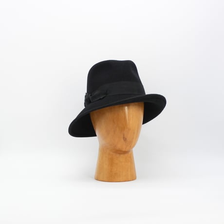 Asymmetry sailor brim hat