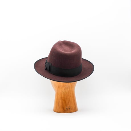 Poland block gentle hat
