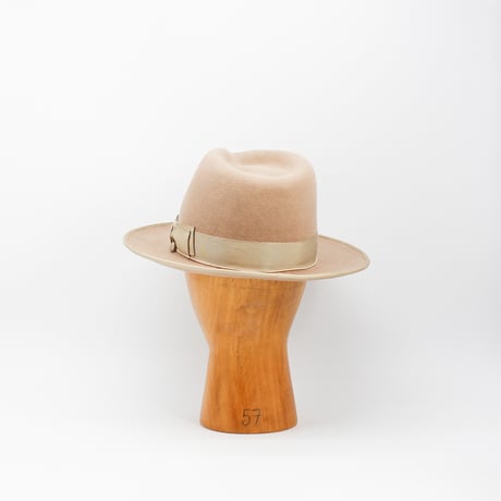 Poland block gentle hat