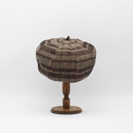 Check WC beret