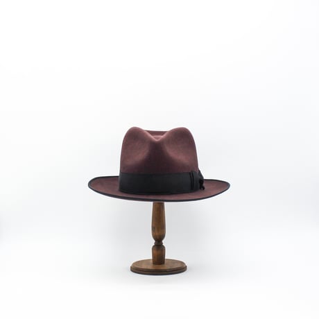 Poland block gentle hat