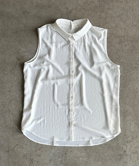 soft sleeveless airy blouse