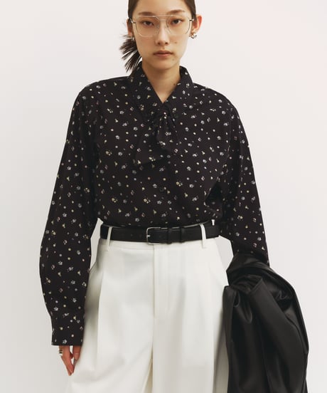 【FINE】tiny flower tie blouse/2color