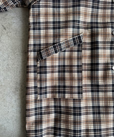check soutien collar coat