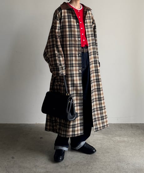 check soutien collar coat