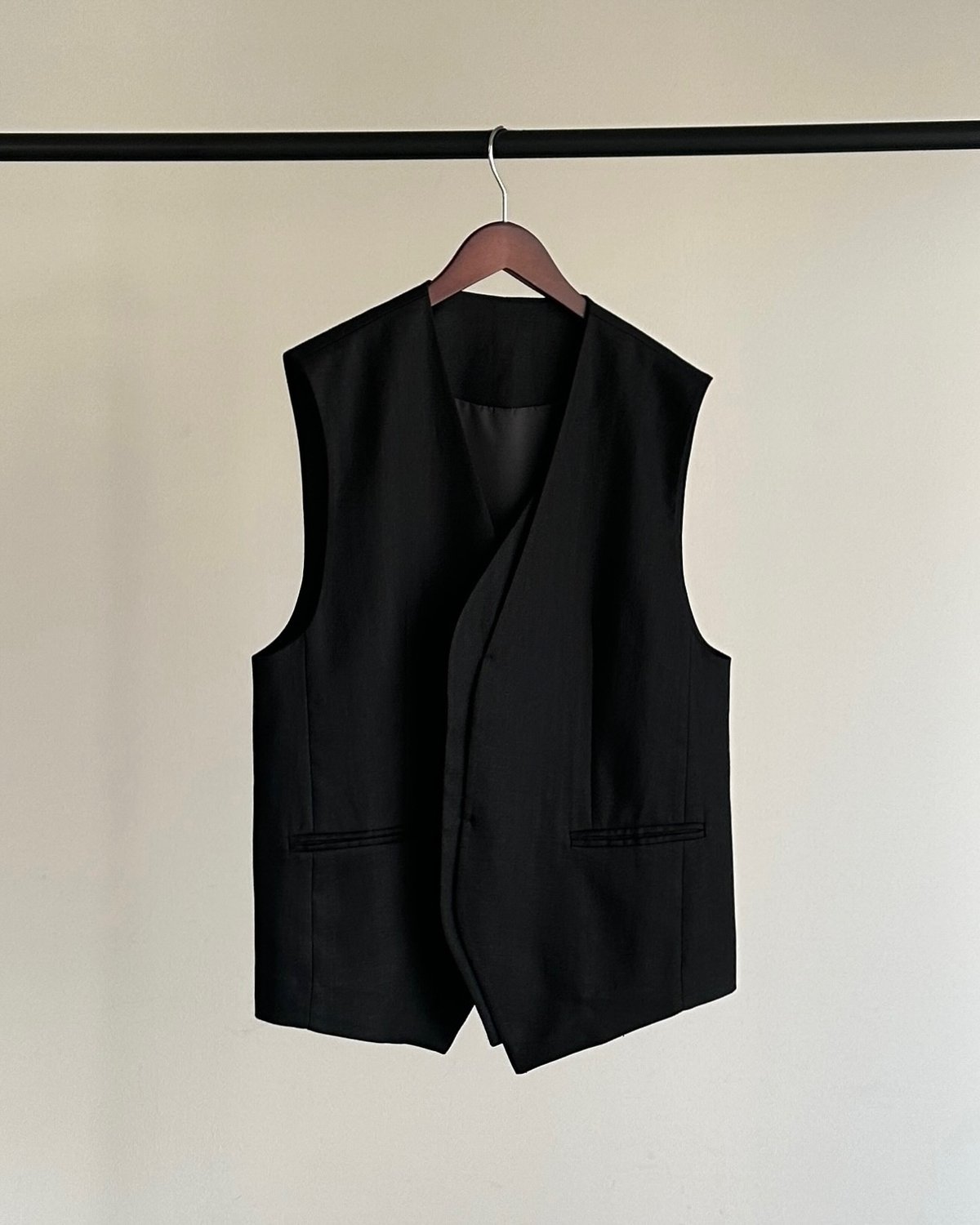 FINE】tencel front layered vest Hourglass Tencel™-Linen Vest