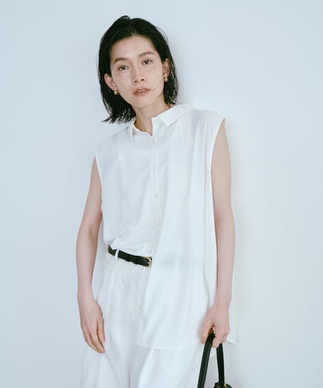 soft sleeveless airy blouse