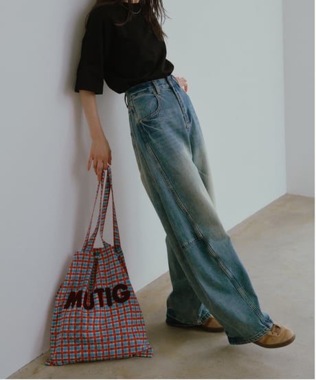 bold check tote