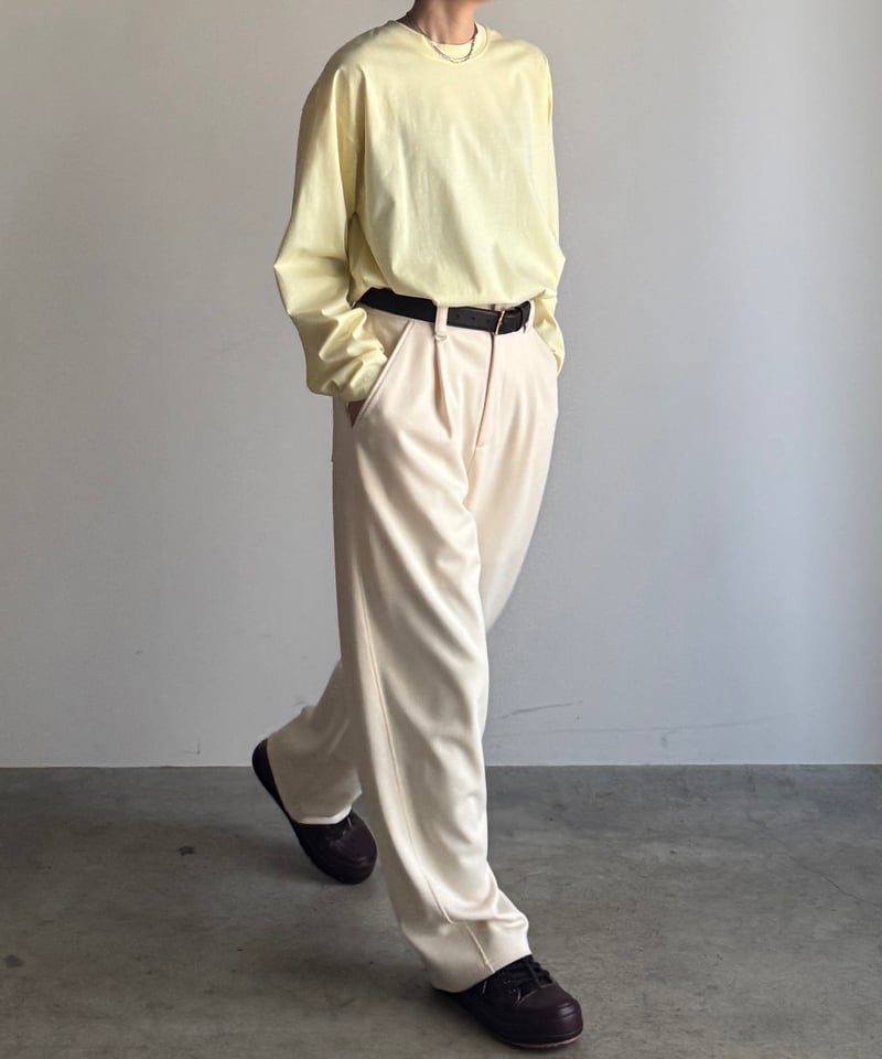SILPHIUM カーブトラウザー CURVE TROUSER SILPHIUM カーブトラウザー CURVE TROUSER