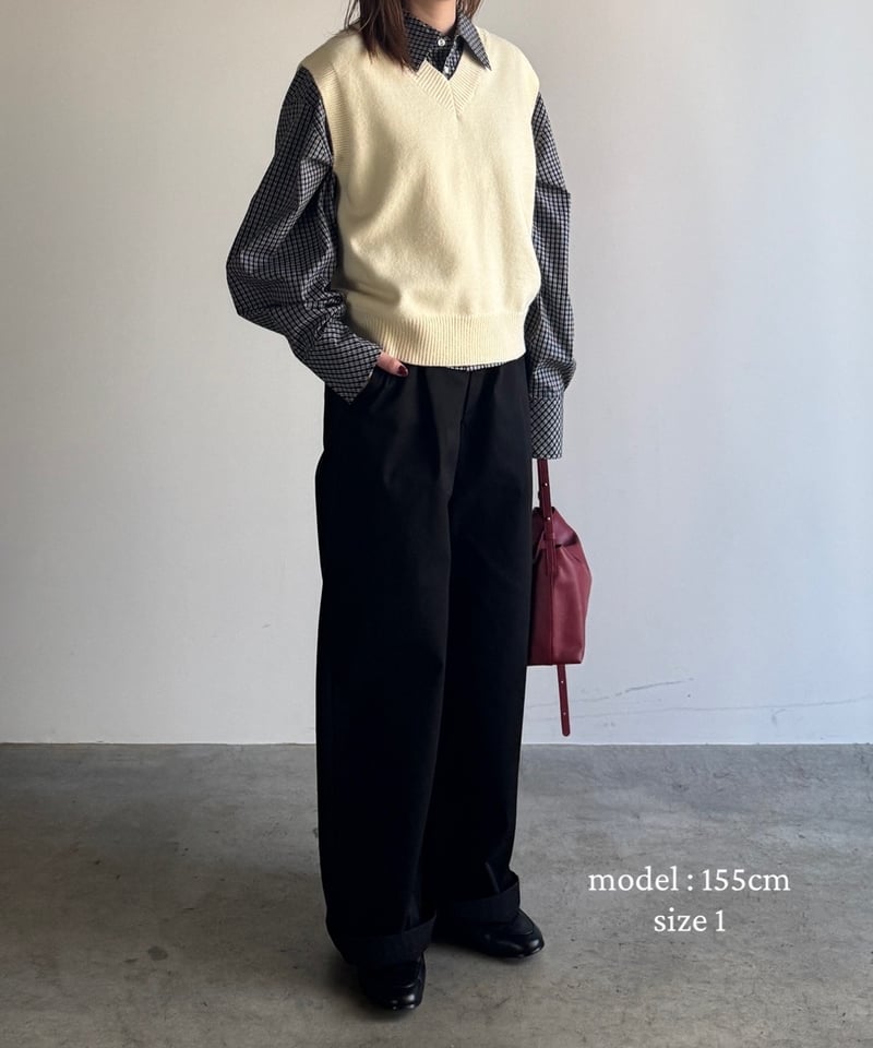 tuck wide chino pants/2color/2size | F A S H I R U tuck wide chino pants/2color/2size | F A S H I R U