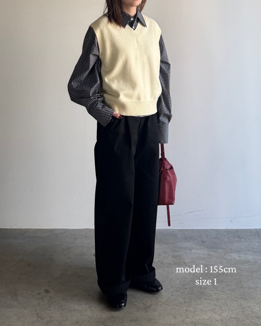 tuck wide chino pants/2color/2size | F A S H I R U tuck wide chino pants/2color/2size | F A S H I R U