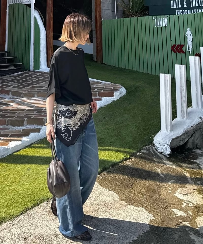 FASHIRU SOMETHING /buggy fit jeans新品未使用 FASHIRU × SOMETHING］baggy fit Jeans(Japan made