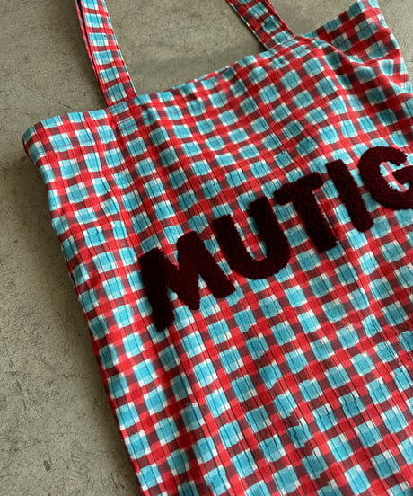 bold check tote
