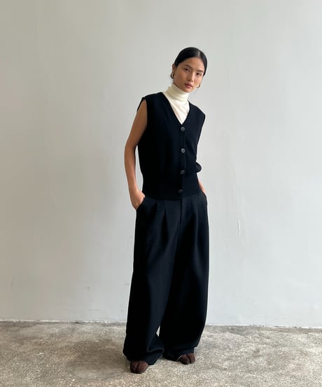 【FINE】v neck knit vest / 2color