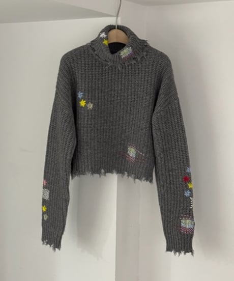 embroidery wool high neck knit
